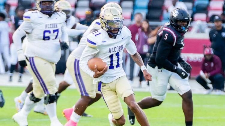 Jaylon Tolbert accounts for 6 TDs as Alcorn State routs Miles 56-7