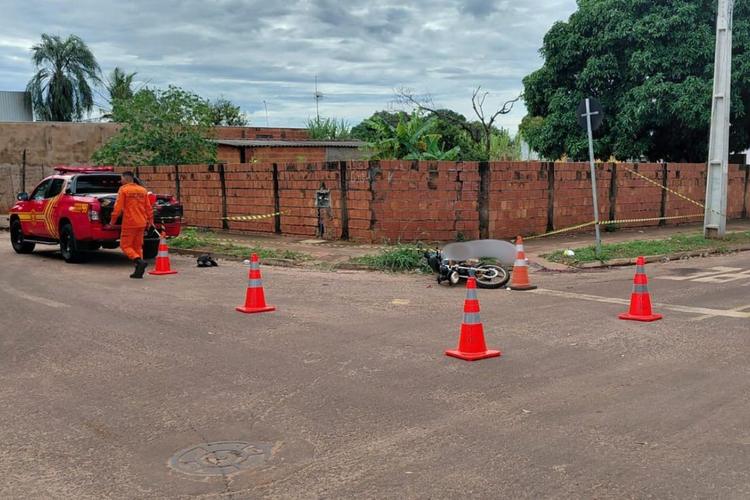 Motociclista morre após caminhonete avançar preferencial em Campo Grande