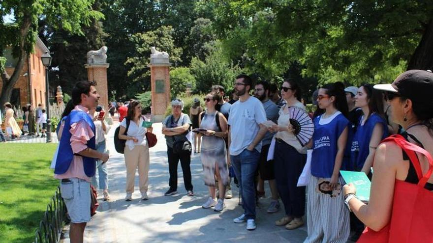 Los clubes de lectura se expanden como herramienta contra la soledad en España: "Es una forma de conectar con los demás"