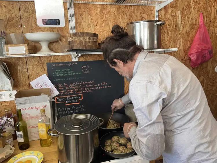 Préparation du plat Crédit: Élina Lacoste 