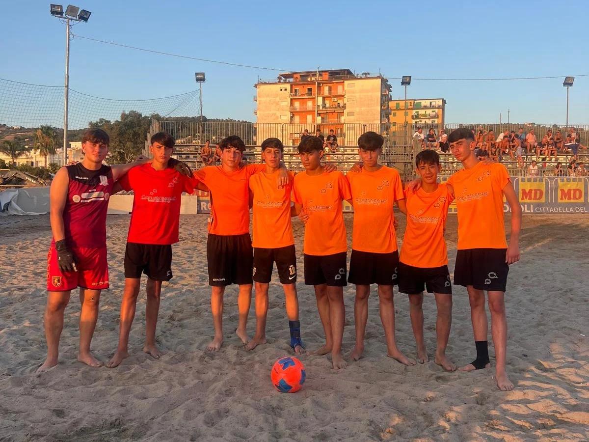 Beach soccer ad Agropoli: trionfo del Convergenze Team in un’estate di grande sport
