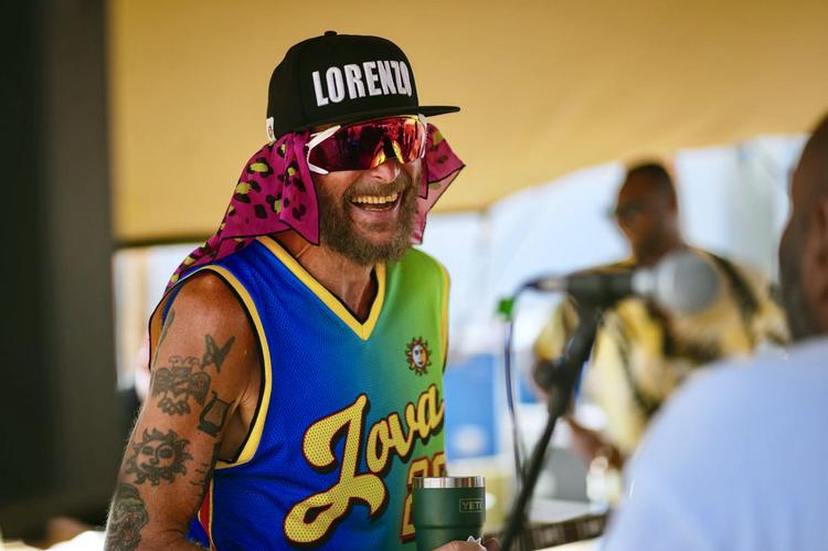 Jovanotti: “Passerò da Barletta solo per un caffè, mi dispiace”