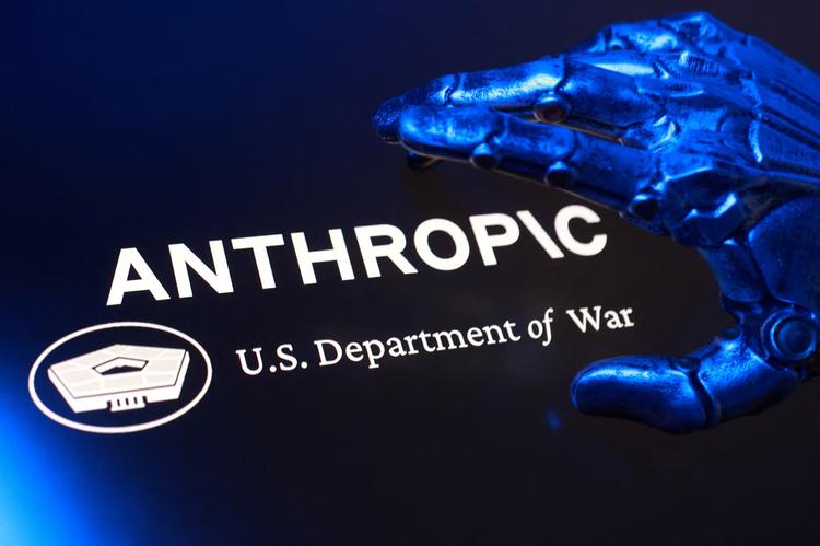 Anthropic suspende modelos de IA após EUA restringirem acesso de estrangeiros