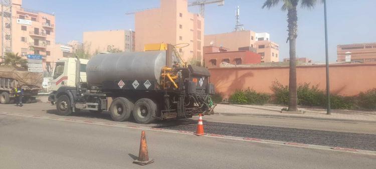 الانباء عن زيارة ملكية مرتقبة يعجل بتهيئة طارئة لشارع الحسن الثاني بمراكش+ صور