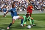 El rapero con guantes que quiere silenciar al Madrid