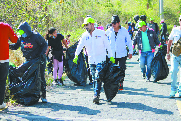¡Manos a la obra! Eder Alonso encabeza megajornada de limpieza en la Sierra Monte Negro