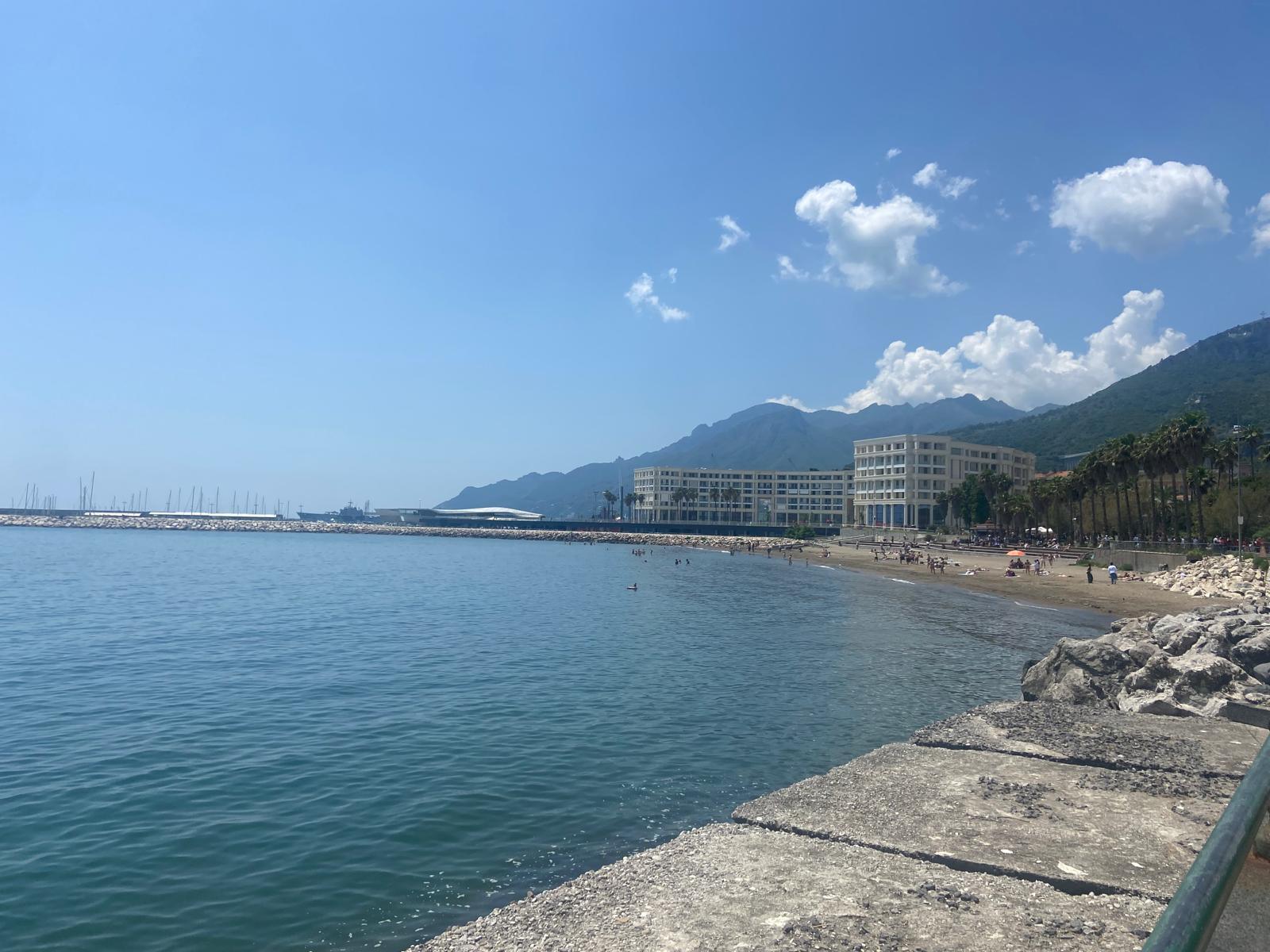 Salerno, Piano Spiagge (PAD) sotto accusa: i 5 punti critici sollevati da Mare Libero