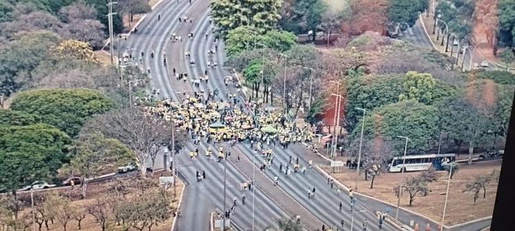 Partidos de direita fazem manifestações com críticas ao STF e ao ministro Alexandre de Moraes