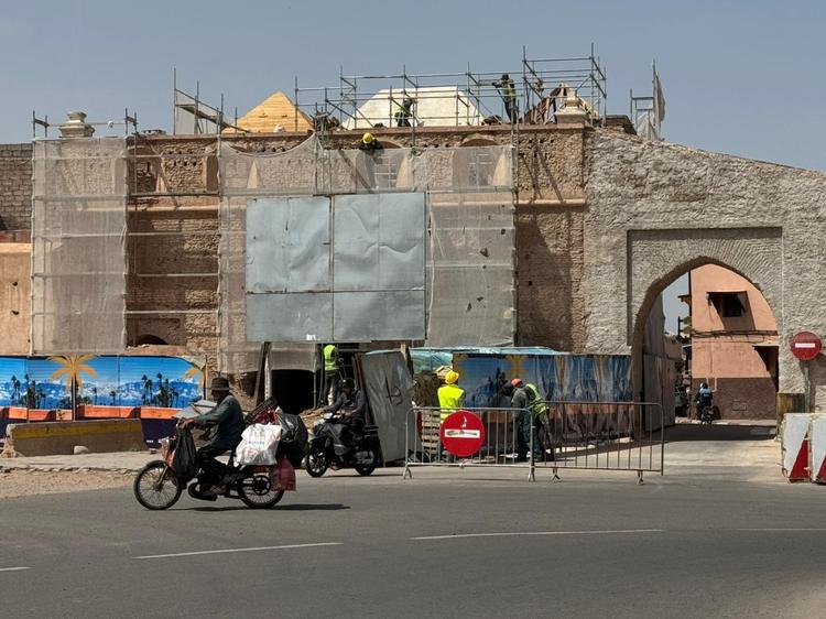 الزيارة الملكية المرتقبة تنهي معاناة ساكنة وتجار باب احمر