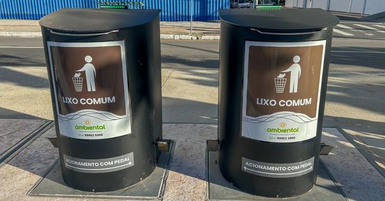 Lixeiras subterrâneas começam a ser instaladas na Praia Central de Balneário Camboriú