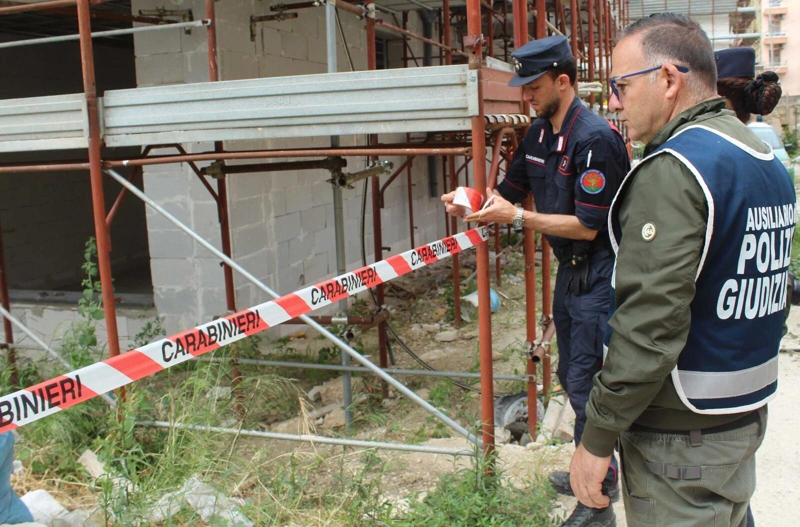 Rifiuti speciali interrati nel cantiere a Eboli: scatta il sequestro e partono le denunce