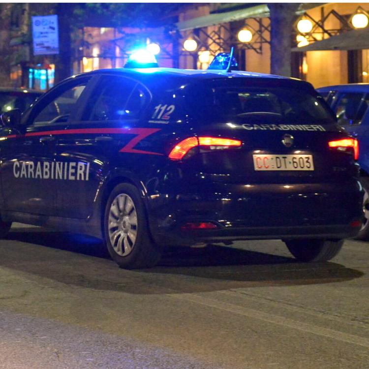 Tragedia a Tortona: uccide la figlia di tre anni con un coltello. Arrestata una trentenne