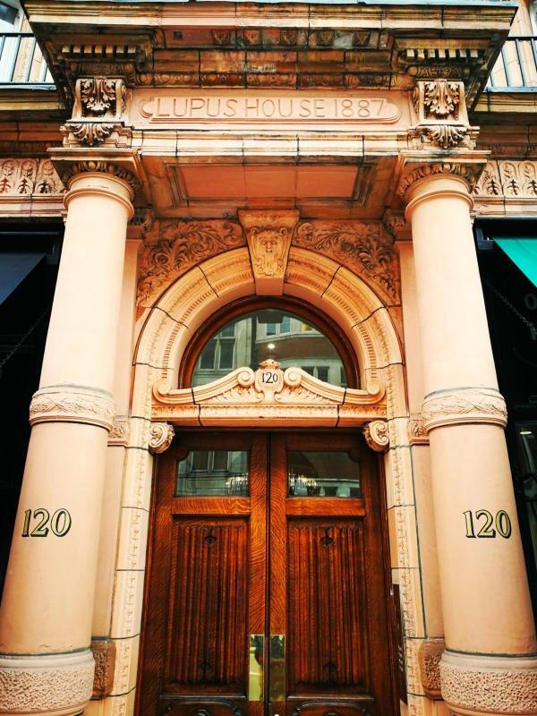 Even the entrance doors are impressive in Mayfair!