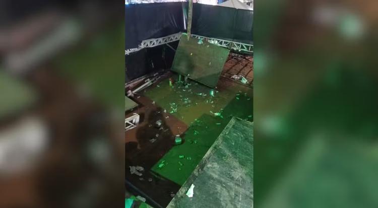 Barbeiro que estava em camarote que cedeu e deixou mais de 20 feridos relata superlotação: 'Isso vira notícia amanhã'