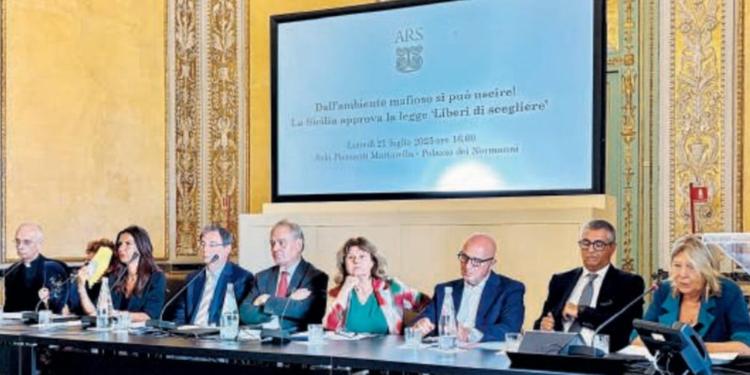 Aiuti per sfuggire alle mafie in Sicilia: c’è il decreto, via ai progetti
