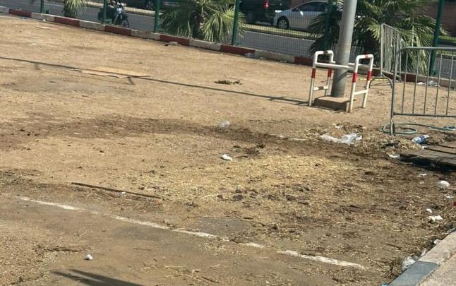 بمراكش : بعد استغلال موقفه لبيعها.. كارفور تارگة يتجاهل مخلفات الاضاحي