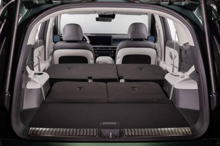 Hyundai Ioniq 9: guarda tutte le foto 5