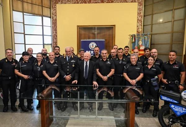 Spaccio in centro e sul lungomare: blitz del Nos incastra un minorenne con hashish e bilancino