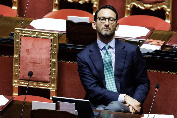 Vertice Consob, Freni si ritira. "Non voglio essere divisivo"