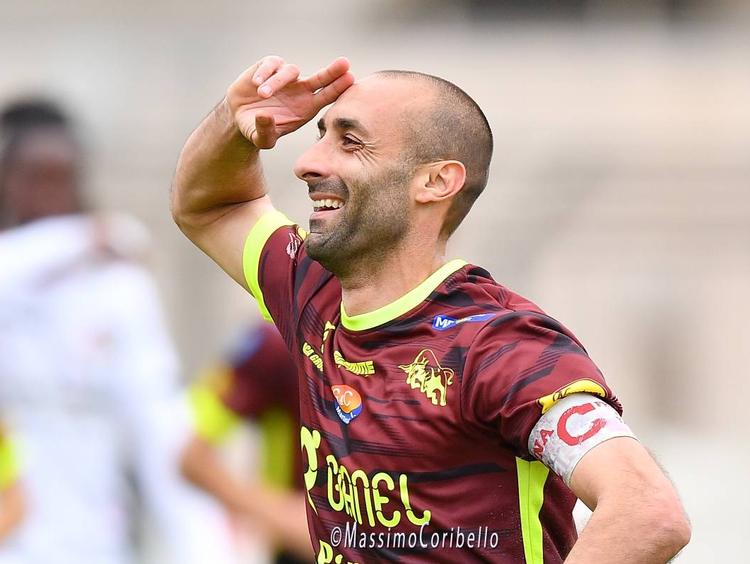 Nardò, D’Anna: “Oggi si chiude un capitolo, un onore indossare la fascia da capitano”