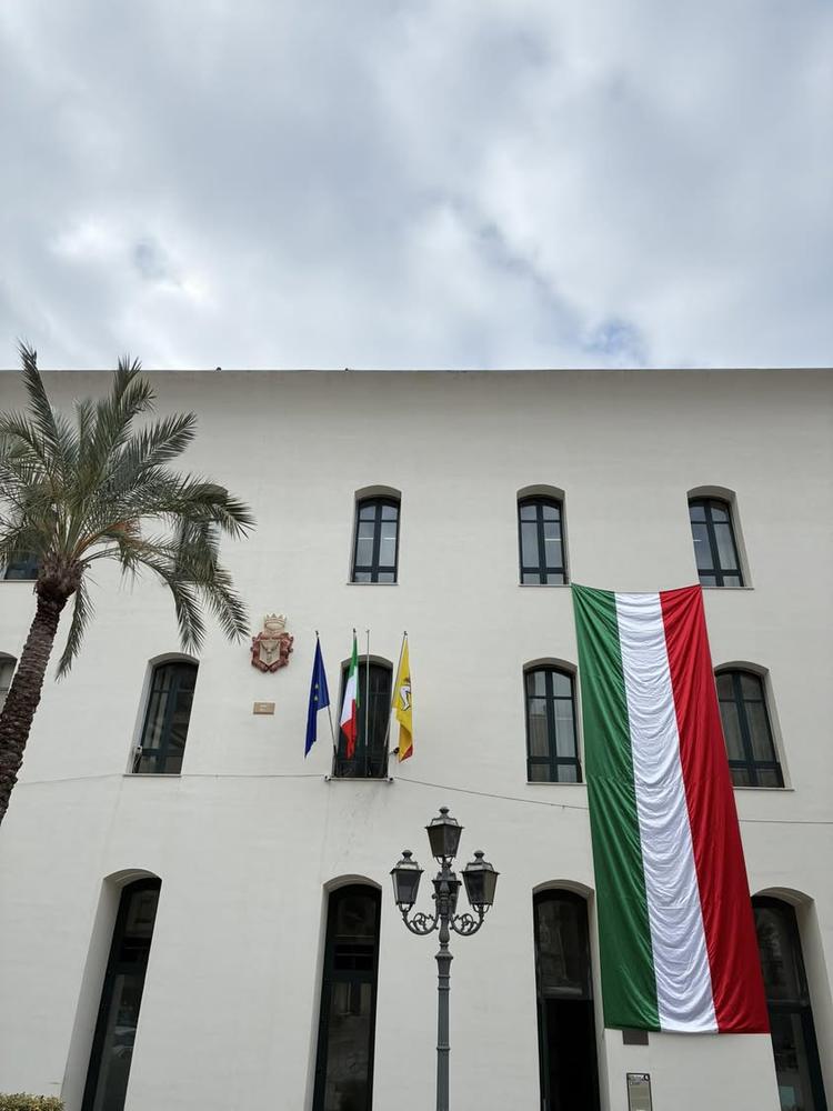 La Regione Siciliana premia i Comuni più efficienti nella gestione finanziaria e Cefalù è tra questi. Con il decreto dir...