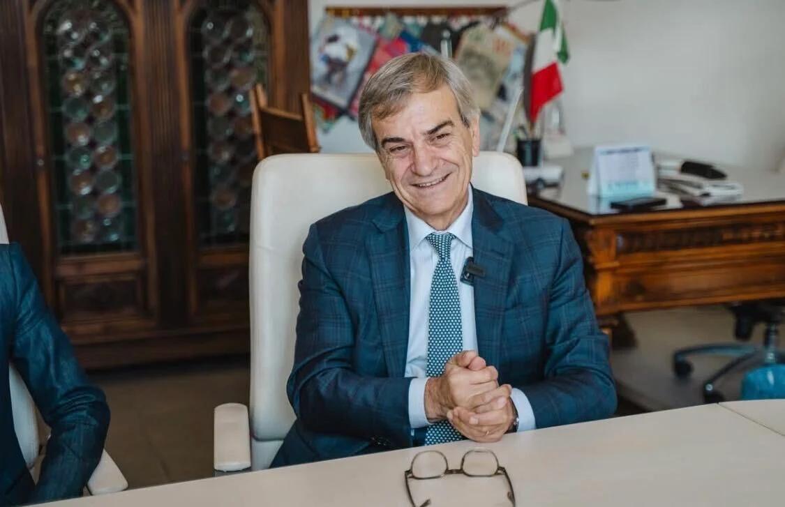 Capaccio Paestum: Consiglio comunale sospeso, nominato il Commissario Armando Gradone
