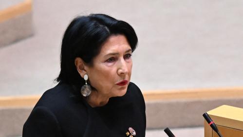 La présidente de la Géorgie met son veto à la loi controversée sur "l'influence étrangère"