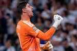 Courtois no cambia pese a los cambios: 100 partidos y otro milagro bajo la mirada de Nuno Santos