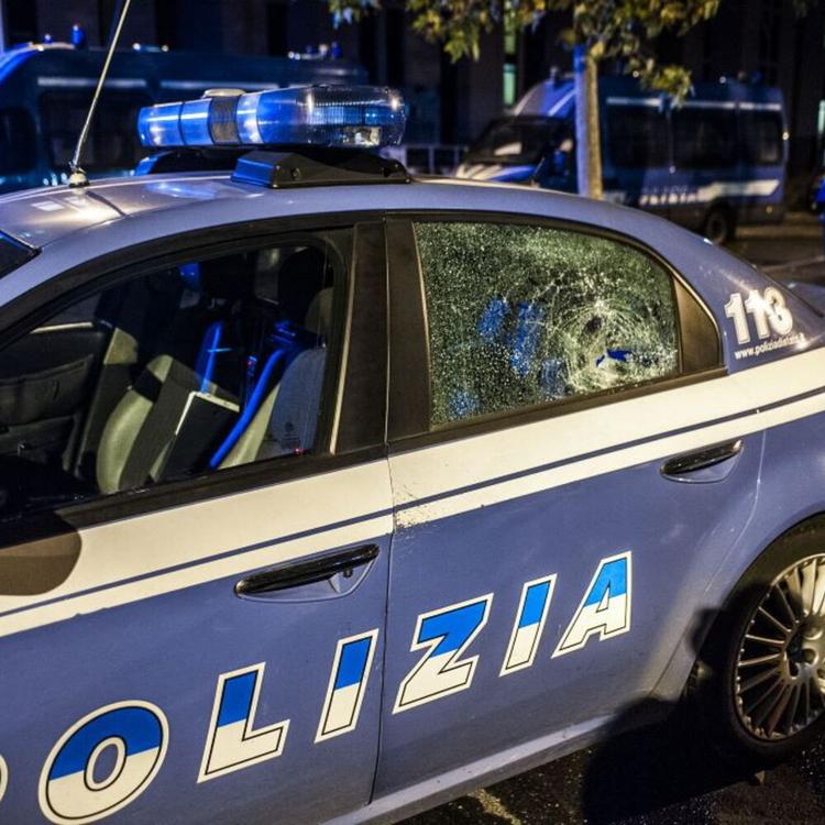 Violenza sessuale su un 13enne nel bagno di un bar a Padova, arrestato un 40enne