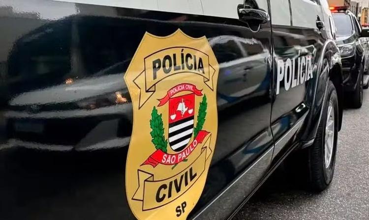 Adolescente suspeito de participar de estupro coletivo de duas crianças em SP se entrega à polícia
