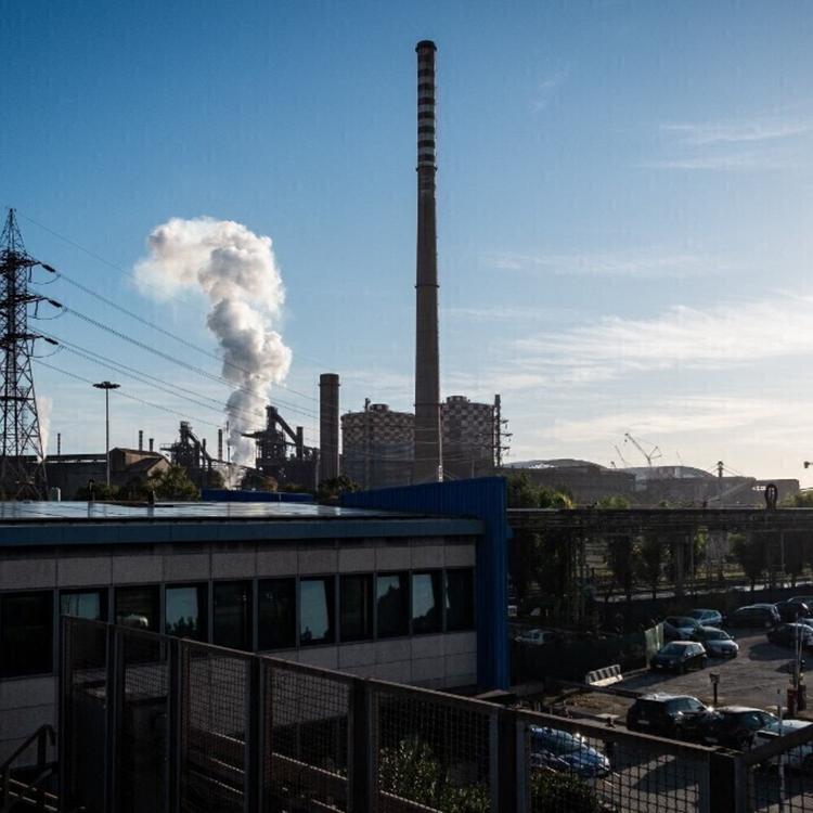 Ex Ilva, stop entro 90 giorni per amianto e polveri sottili
