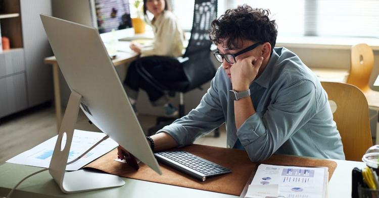 Jovens lideranças concentram pico de exaustão nas empresas