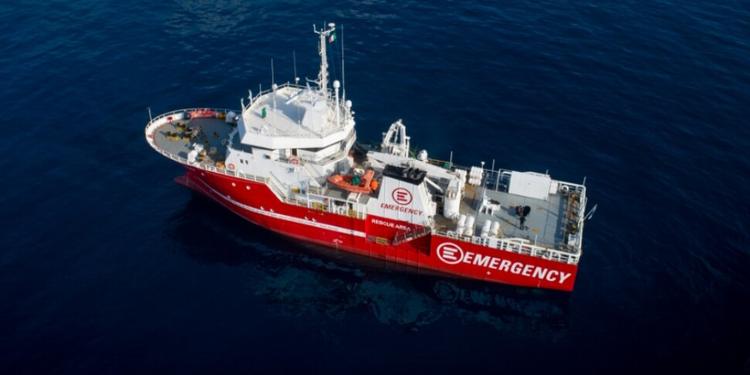 Migranti, avvistati 11 cadaveri in mare