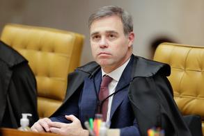 Mendonça vai decidir sobre envio de inquérito contra Lulinha à primeira instância
