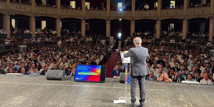 Retroscena e voci sparse dentro e fuori la “fornace” del Politeama: De Luca? "Sarà il prossimo presidente dell'Ars, è già tutto deciso"