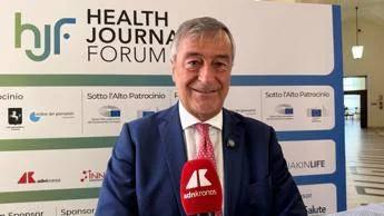 Cartabellotta (Gimbe), '"La disinformazione scientifica mette a rischio la salute"
