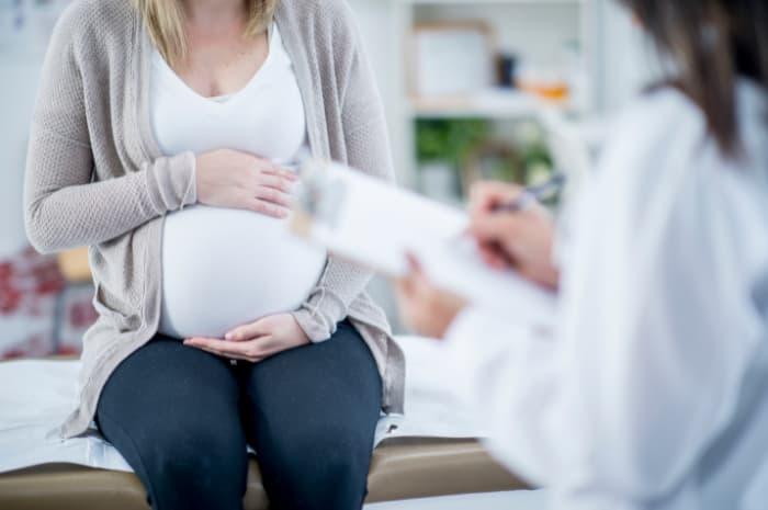 Allattamento e gravidanze complesse, il sostegno infermieristico inizia prima della nascita