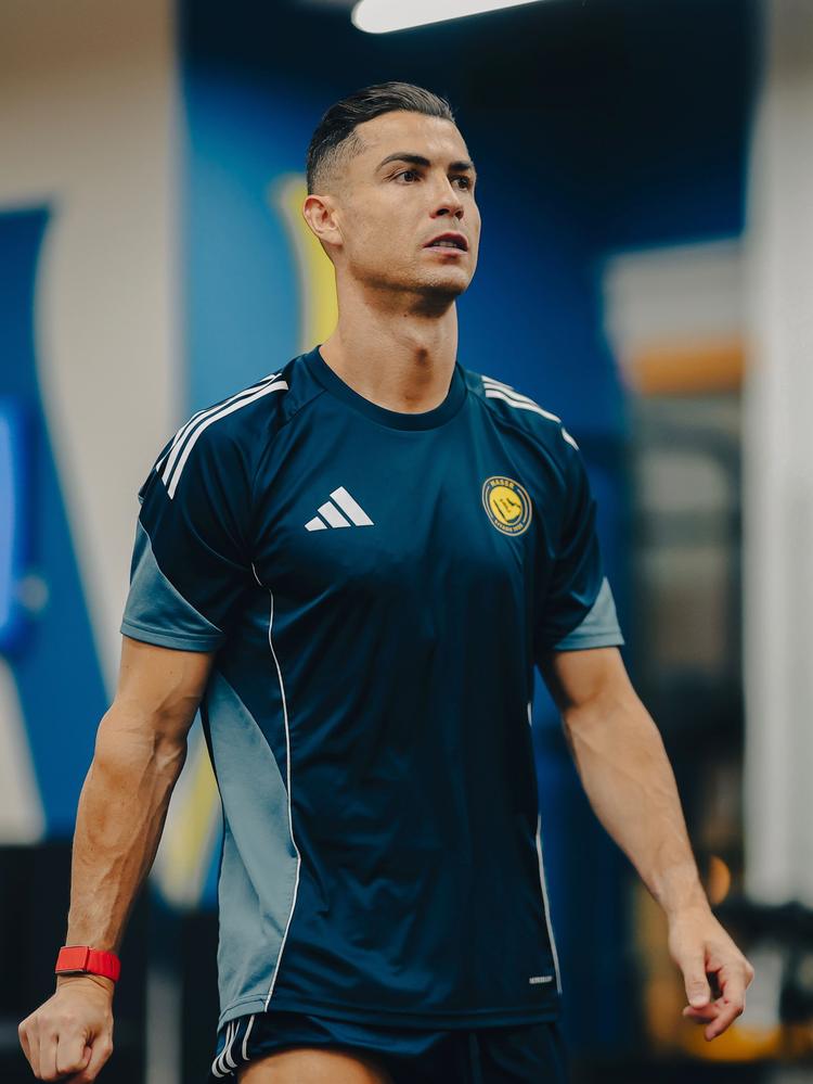 Cristiano Ronaldo encabeza la lista de los deportistas más ricos y rompe récord mundial