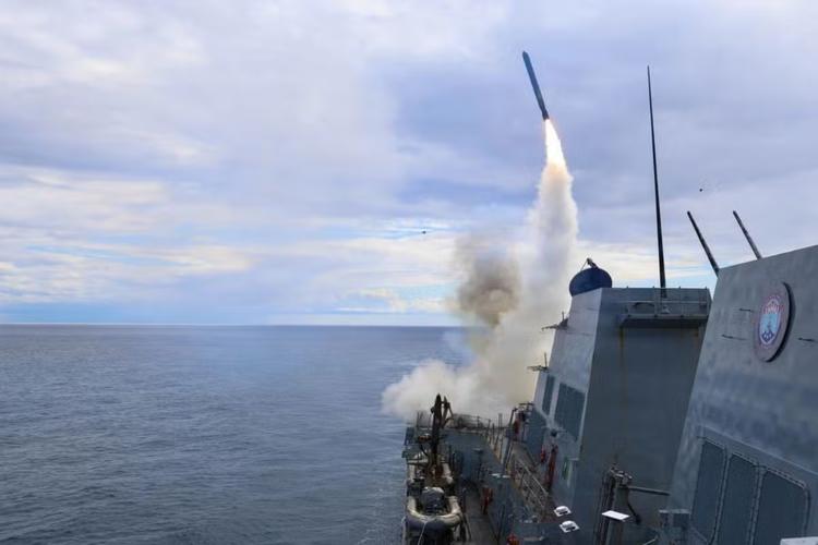 Governo Trump anuncia produção 'acelerada' de US$ 23 bilhões em novos mísseis Tomahawk