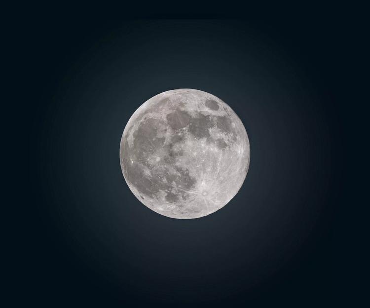 Céu terá Lua Azul e microlua ao mesmo tempo entre sábado e domingo; entenda o fenômeno e como ver