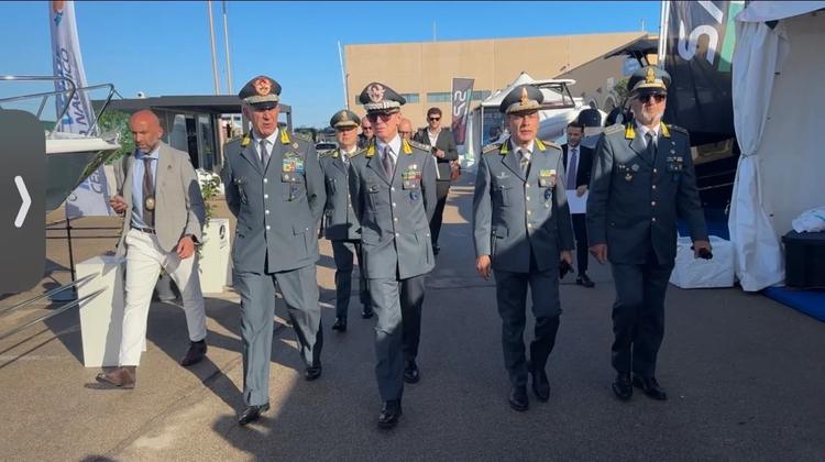 Il comandante regionale della Guardia di Finanza Quintavalle Cecere in visita allo Snim