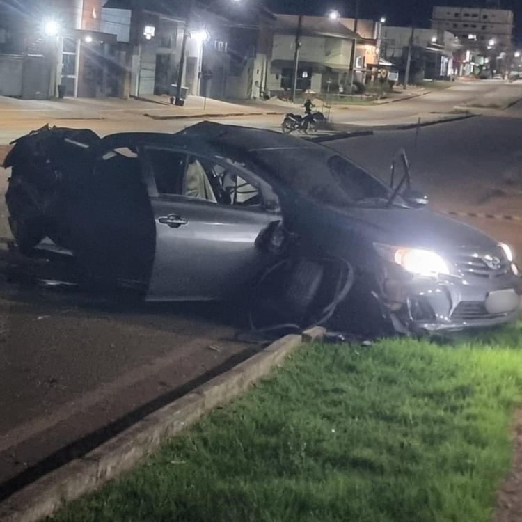 Jovem pega carro de cliente e sofre acidente em RO; adolescente que estava no veículo morreu