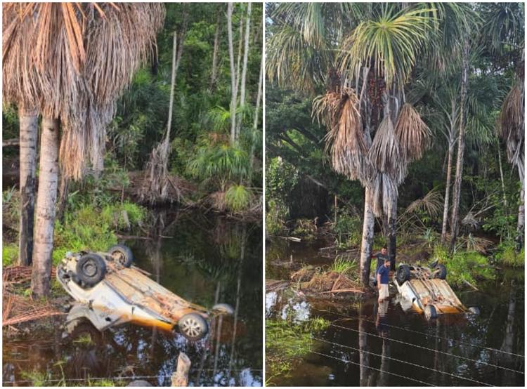 Carro é encontrado submerso em riacho de estrada em Mucajaí
