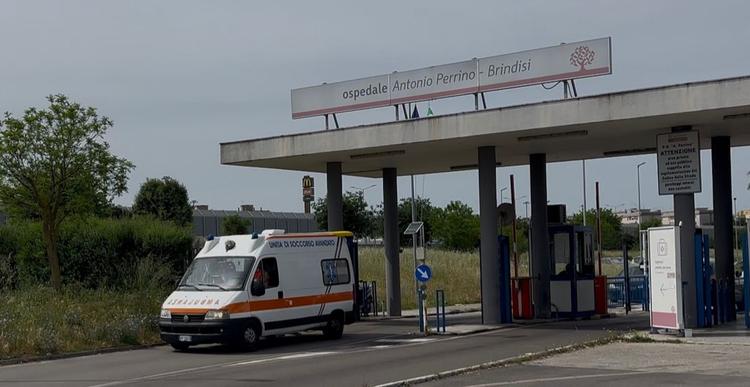 Brindisi: Pronto Soccorso Ospedale Perrino: solo quattro medici su 22