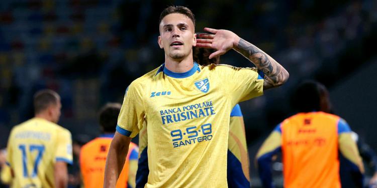 Raimondissimo! Il Frosinone ne fa 4 al Sassuolo: tripletta del centravanti. Non bastano Berardi e Thorsvedt