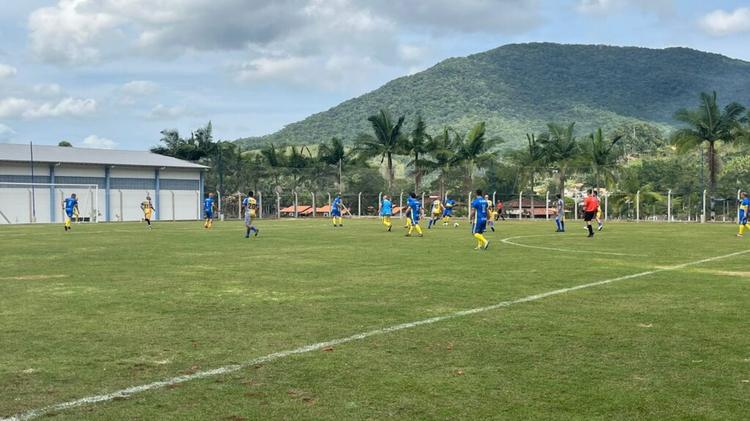 Itapema inaugura campo revitalizado no Sertão do Trombudo no dia do aniversário