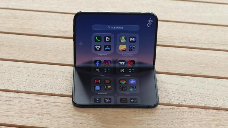 Apple iPhone Duo