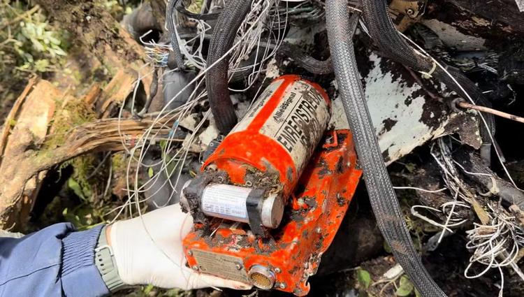 Caixa-preta de helicóptero que caiu e causou morte de cantor Rick e mais 4 é localizada