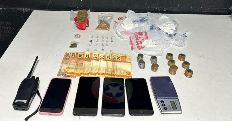 Polícia Militar prende traficante e apreende drogas e dinheiro em Itajaí