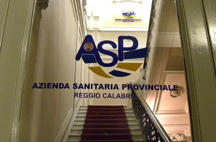 Dialisi, l’Asp di Reggio Calabria mette una pezza con fondi e personale al Gom